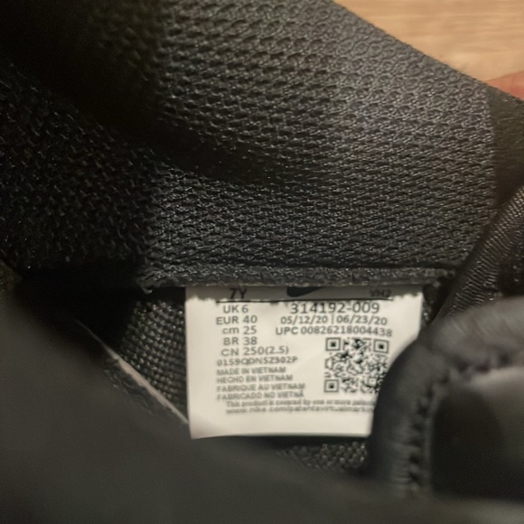 Nike Air Forces Black - Picture 5 of 5